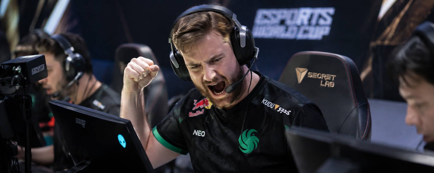 Falcons reached the Esports World Cup playoffs